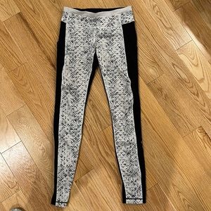 Black with white pattern lululemon leggings